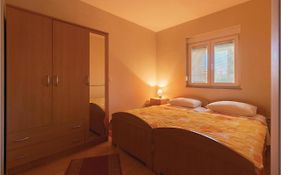 Apartment Julija Klovica VI
